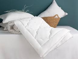 300 gr/m² %100 pamuk dolguludur. Nue Pamuk Tek Kisilik Yorgan Madame Coco