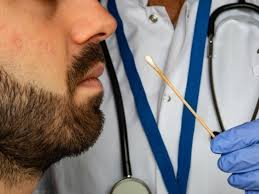 Toujours à bordeaux, le 20 mai, un homme handicapé souffrant d'agoraphobie, soit la peur des lieux publics et des espaces ouverts, a fait un malaise il s'est écroulé au sol depuis sa trottinette et alors qu'un jeune homme était venu lui porter secours, deux individus se sont emparés de l'engin et sont. Coronavirus Toulouse Un Drive Temporaire Place Saint Pierre Pour Inciter Les Jeunes A Se Faire Depister Actu Toulouse