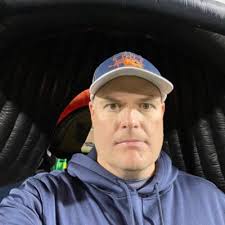 Jami Stout (@jamibird)