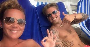 Discover all andré hazes's music connections, watch videos, listen to music, discuss and download. How Did Andre Hazes Die Date Of Death Cause Of Death Age And Birthday The Dead Celebrity