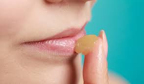 5 Cara Ombre Lips ala Korea, Bibir Tampil Cantik Seperti Idol K-Pop