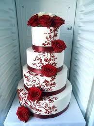 9 Lovely Wedding Cake Ideas That Will Wow Your Guests Weddingcakeideasunique Simple Wedding Cake Wedding Cake Roses Romantic Wedding Cake