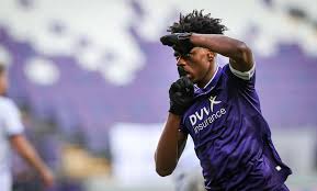 The gunners saw their initial approach, rumored to be worth £13m, rebuffed by the. Mercato Anderlecht En Stage Sans Sambi Lokonga Depart Imminent Pour Arsenal