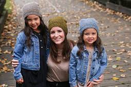 This simple little pattern knits up quick and it's perfect for that special skein. Ravelry The Simple Collection Patterns