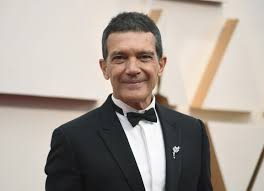 Or is he still alive? Antonio Banderas Shares Covid 19 Test Results On 60th Birthday Los Angeles Times