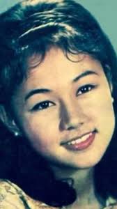 The relationship between Vilma Santos and her son, Luis Manzano, is a close  and supportive one, built