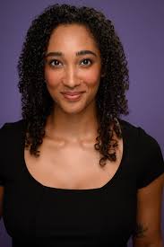 About — Elayna Garner