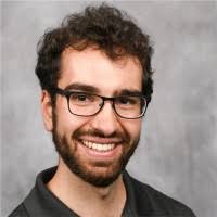 5800+ profilů „Troyer“