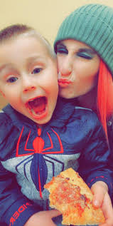 My addiction started a little over a year ago. Here's my baby 💪🏻.