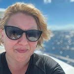 Hattie Lowry's Instagram, Twitter & Facebook