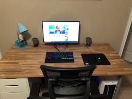 I think i want to do all of these, so amazing! My Gf S 135 Ikea Set Up Computer Desk Setup Game Room Design Laptop Gaming Setup