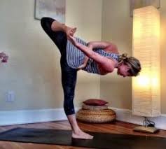 Kathryn Budig Challenge Pose Advanced Funky Sugarcane In Half Moon Pose Chapasana In Ardha Chandrasana Yoga Challenge Poses Advanced Yoga Kathryn Budig Yoga