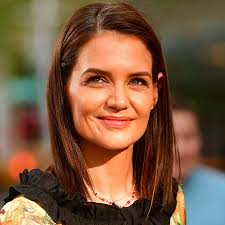 Modetrend: Laut Katie Holmes brauchen Sie diesen Mantel im Frühling!