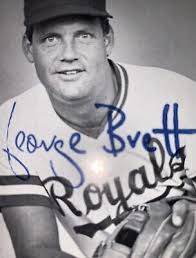 George Brett 5x3 Autographed Team Issue Has Not Been Authenticated