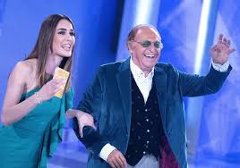A chiudere la puntata ci saranno due vip de l'isola dei famosi. Oggi In Tv Verissimo Ospiti E Anticipazioni Di Sabato 16 Marzo