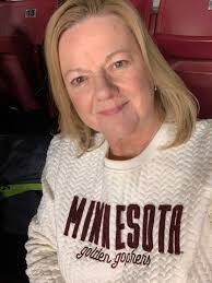 Pamela Phelps's Instagram, Twitter & Facebook