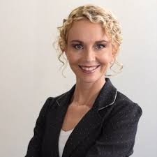 Melanie Leitch's Instagram, Twitter & Facebook