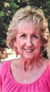 Courtney Trew's Instagram, Twitter & Facebook