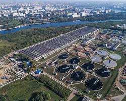 Image of modern water treatment plant in the US
