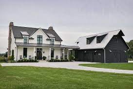 White house farm season 1. A Modern Southern Farmhouse For Sale On 20 Acres Hooked On Houses