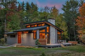 The new generation of architect and home buyer has sparked a movement in the prefab industry based on spirit and imagination. Pin On Mid Mod Mashup