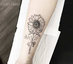 Floral sleeve tattoo sunflower and peony tattoo full color tattoo by kelsey at ink ink in springfield mo. Sunflower Tattoo By Pedro Goes Photo 24175