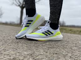 The adidas ultra boost 2020 is a premium running shoe that doesn't fully hit the mark. Adidas Ultraboost 21 Im Test Erfahrungen Mit Dem Herren Modell Blog Ubers Laufen In Berlin Vom Laufanfanger Bis Halb Marathon Sports Insider