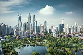 Air conditioners have circulation systems designed to project cool air away from the units while refrigeration units have circulation systems designed to retain coolant in a confined space. Danfoss Engineering Tomorrow Explore Energy Efficient And Innovative Solutions For Your Industry Danfoss