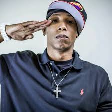 Edwin Robinson II (@EdwinRobinsonII)