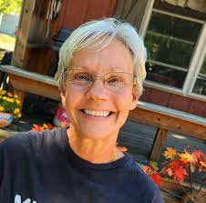 When to stop letting chickens free range in winter?