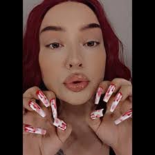 Robin Mcrae's Instagram, Twitter & Facebook