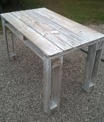 Diy Pallet Reclaimed White Washed Tables Holzpaletten Mobel Diy Paletten Und Diy Mobel Einfach