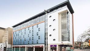 Located in ashley, holiday inn bristol city centre offers a great night of sleep so you're well rested for the next st james' park 240 m. Bristol City Centre Lewins Mead Premier Inn