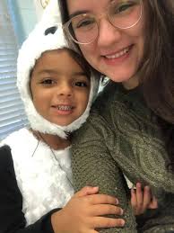 Hello, I'm Kim Booth! I have a wonderful husband and 2 beautiful daughters!  I've had the pleasure of teaching Special Education for Desoto County  Schools for 2 1/2 years. I currently teach