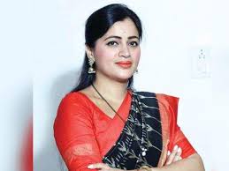 Navneet kaur rana has a place with a sikh family of labana station. Independent Mp Navneet Rana Threatened With Death On Shiv Sena Letterhead Case Registered Hayat News