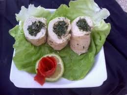 Cut the hard side from the middle of the cabbage leaves and put aside. Malfouf Escalope Aux Epinards Plat Chahiatayba Com Recette Recette Escalope Plat
