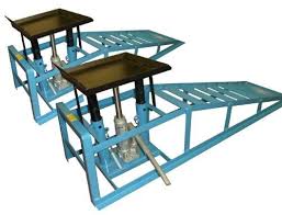 1 Paar Auffahr Rampen Geeignet Fur Pkw Und Klein Transporter Reifenbreite Bis 225 Mm 2 Hydraulik Wagenheber Belastbar Garagen Zubehor Hydraulik Rampen