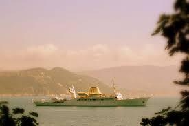 Christina Onassis S The Christina O 325 Feet For 36 Passengers Show Lounge Libary Reception Elevators Fitness Center J Yacht Jacuzzi Deck