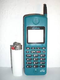 Das erste tragbare handy, das motorola dynatac 8000, erhielt am 21. Was War Euer Erstes Handy Dies Und Das R1 Community