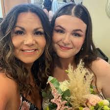 Tracy Purdie's Instagram, Twitter & Facebook