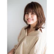 大人女子の小顔ひし形ミディアム Antiアンティのヘアスタイル 美容