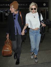 Check spelling or type a new query. Kristen Stewart Daran Ist Ihre Beziehung Mit Robert Pattinson Wirklich Zerbrochen Cosmopolitan