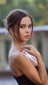 The art of being a woman 🌹