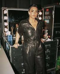 The star closed out 2020 with a cute blonde pixie cut. 950 Demi Lovato Ideas In 2021 Demi Lovato Lovato Demi