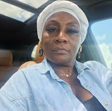 SHAMEKIA YOUNG finishing up with a little cardio #freegoodfriday I don't  copyright to this song