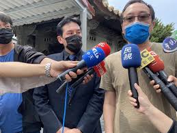 212,305 likes · 70,223 talking about this. é»ƒæšç€šæ¯é‡é…'é§•å–ªå'½æ…Ÿè¨´ æ¯è¦ªç¯€ç´„å¥½ä¸€èµ·åƒé£¯ ç¤¾æœƒ ä¸­æ™‚