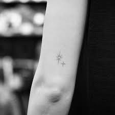 Drag N Y C In Einer Sternenklaren Nacht Drag Ink Einer Nacht Sternenklaren Tattoo Sterne Kleine Stern Tatowierungen Gruppen Tattoos