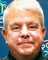 Enos, former police chief, wins School Board seat