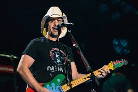 What is a free store? Brad Paisley S Free Store Is Serving Three Times The Number Of People He Expected