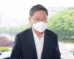 이용구 법무부 차관 사건도 마찬가지입니다. ì¡°ì„¸ê¸ˆìœµì‹ ë¬¸ ì´ìš©êµ¬ ë²•ë¬´ë¶€ ì°¨ê´€ ì‚¬ì˜ í'œëª… íƒì‹œê¸°ì‚¬ í­í–‰ ì˜í˜¹